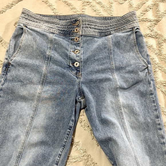 Chelsea & Violet Wide Leg Crop Jeans size 31 - Picture 3 of 8